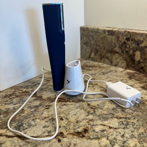 Dermaflash Luxe 2.0 - Picture 1 of 8